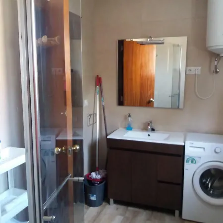 Downtown Apartment *